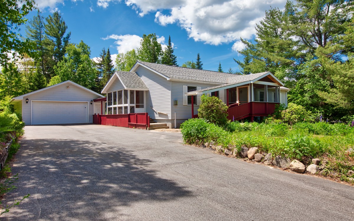 19 Trillium Drive Merrill L. Thomas, Inc. Real Estate